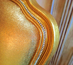 Glitter your Furniture? Yes you can!